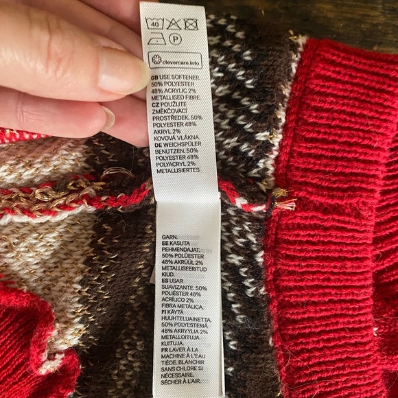 H&M Red Dog Reindeer Sweater - Picture 6 of 8